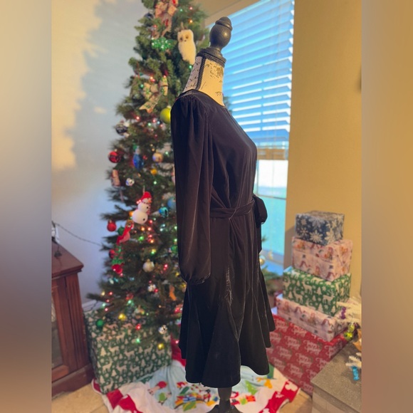 Loft XS Petite Black Velvet Flowing Godet Mini Dress W/ Tie 3/4 Sleeve 15x35 NWT - Picture 2 of 5